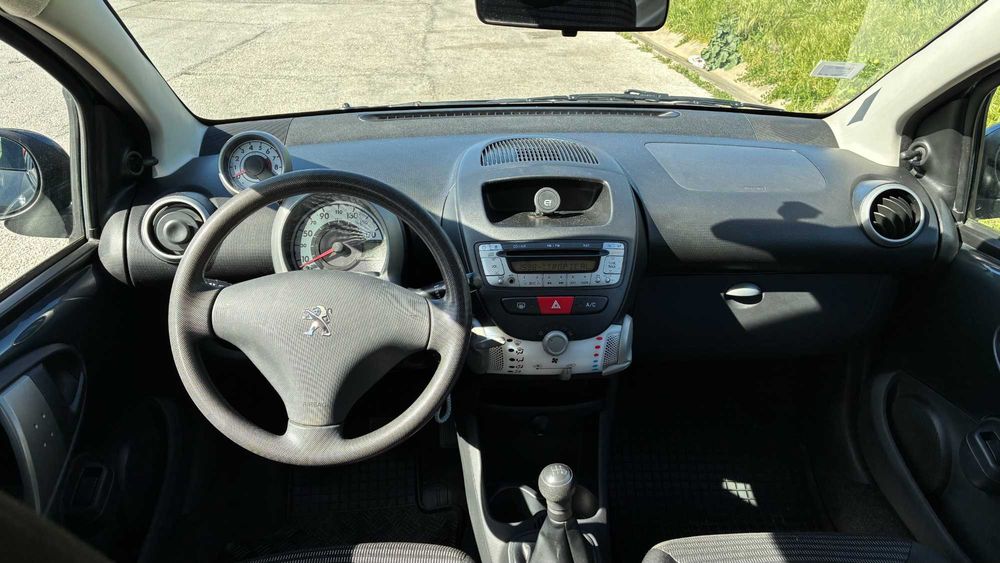 Peugeot 107/2013 pouco rodado