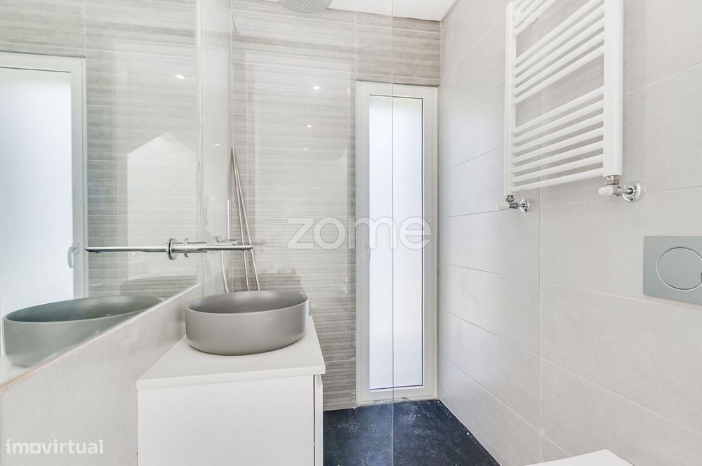Moradia T3 com Piscina e Jardim no Zambujeiro – Alcabideche