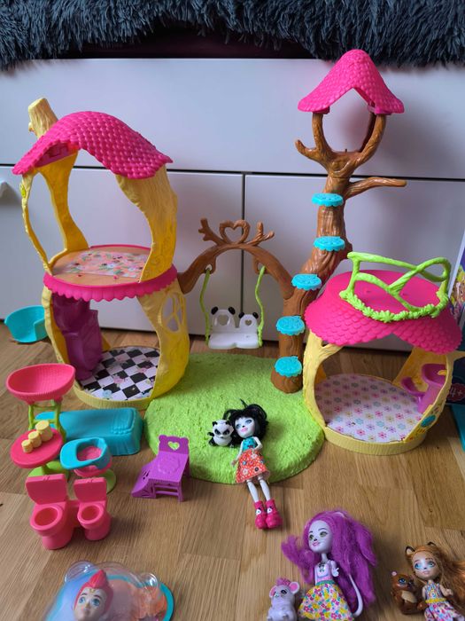 Zestaw Enchantimals - 2 domki, auto, lalki + 2 nowe, puzzle, książka