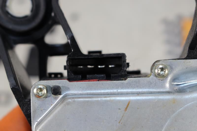 Motor limpa vidros trás VOLKSWAGEN Golf IV Variant (1J5)