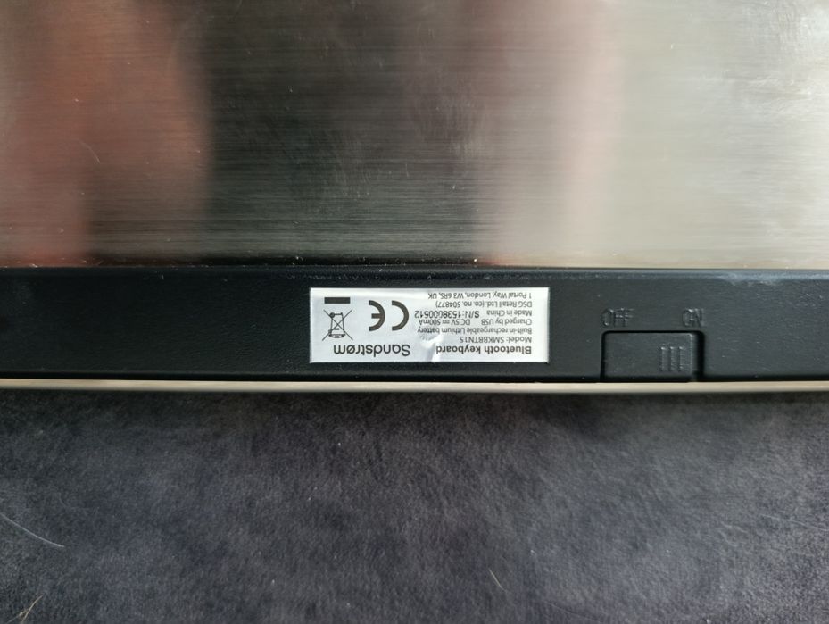 Міні-клавіатура Sandstrøm Bluetooth