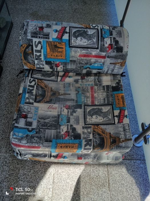 Sofá cama criança/adolescente em bom estado