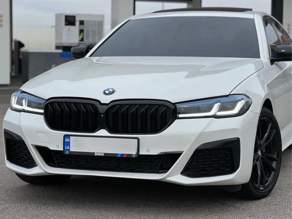Бампер передий рестайлинг M paket BMW G30 G31 в сборе