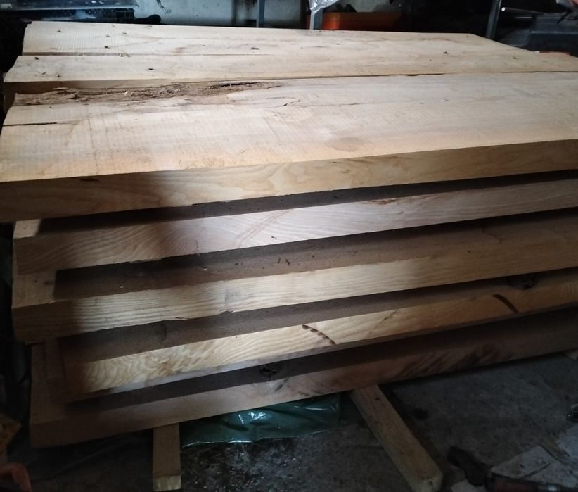 Deski brusy jesionowe bez kory - po suszeniu,  schody, parapety itp