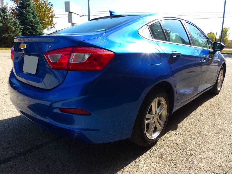2017 Chevrolet Cruze LT Auto