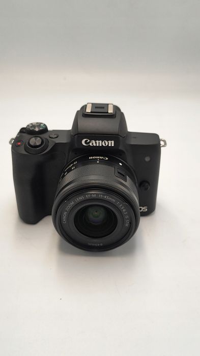 Aparat fotograficzny Canon EOS M50 15-45 STM zadbany + torba