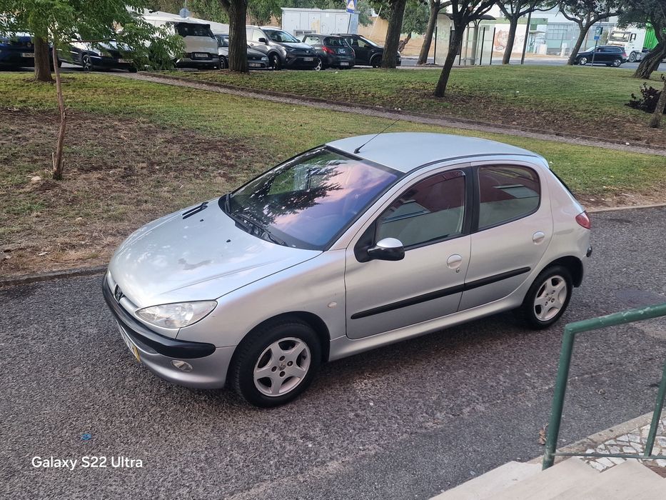 Peugeot 206 — fotografia 2