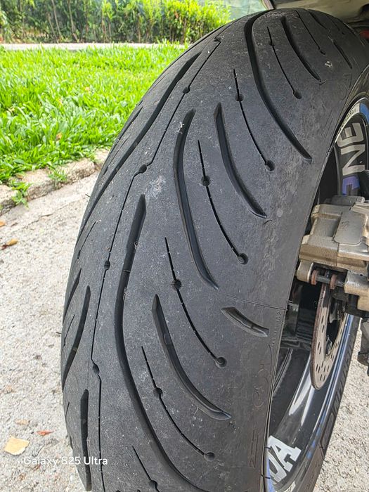 Moto honda hornet