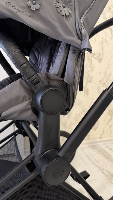 Продам коляску Cybex Priam