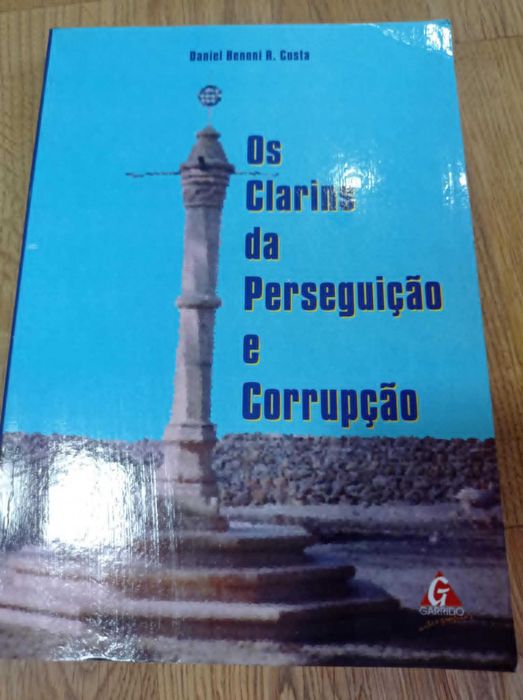vendo livro os clarins da perseguição e corrupção