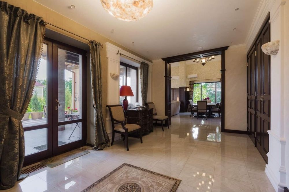 Полная автономнсть! Вилла с собственным SPA  в красивом городке