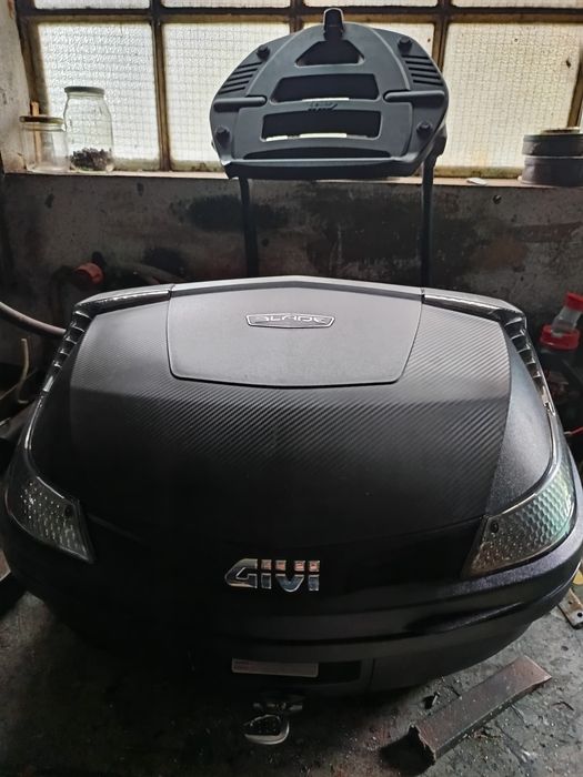 Vendo material para moto