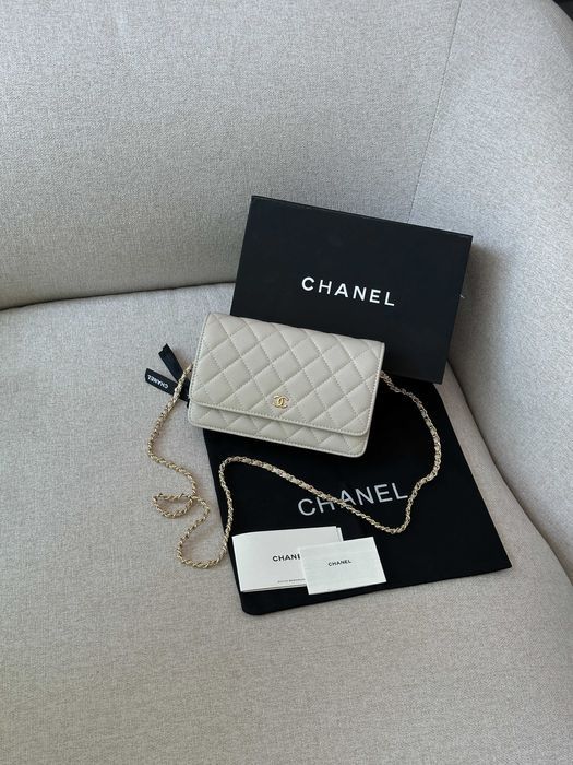 Жіноча Сумка Chanel Classic Wallet on Chain Quilted Caviar