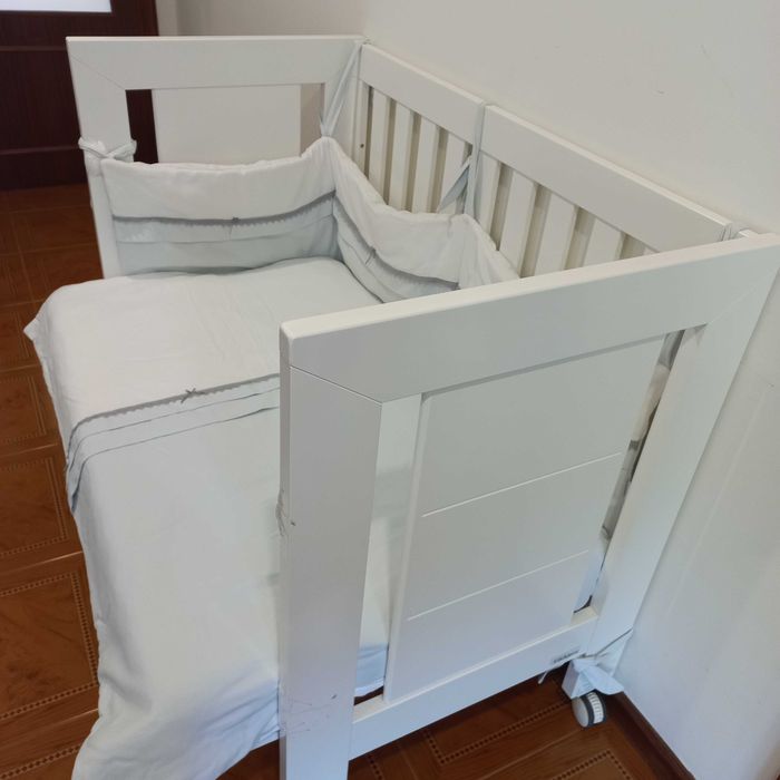 Vende-se berço de boa qualidade com o Kit Cosleep