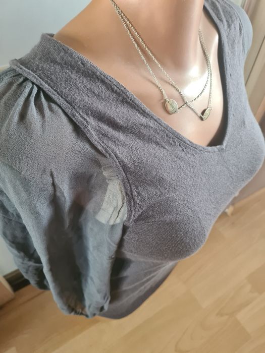 Sweter szary z tiulem