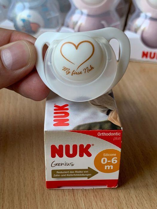 Соска пустушка NUK Silicone Latex Disney baby 0-6-18 месяцев