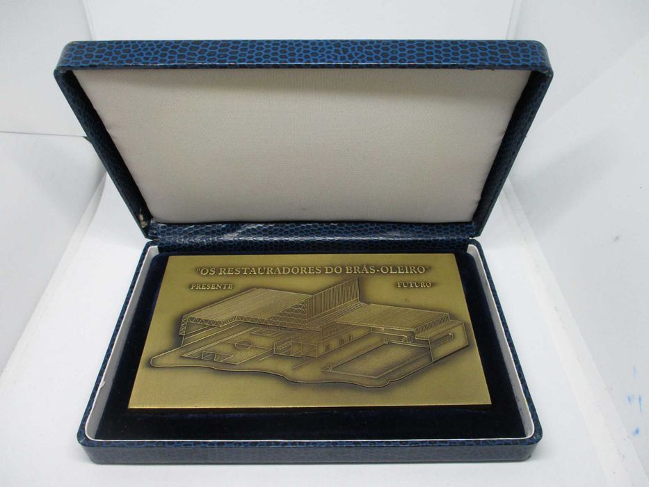Medalha da inauguração dos Restauradores do Brás-Oleiro