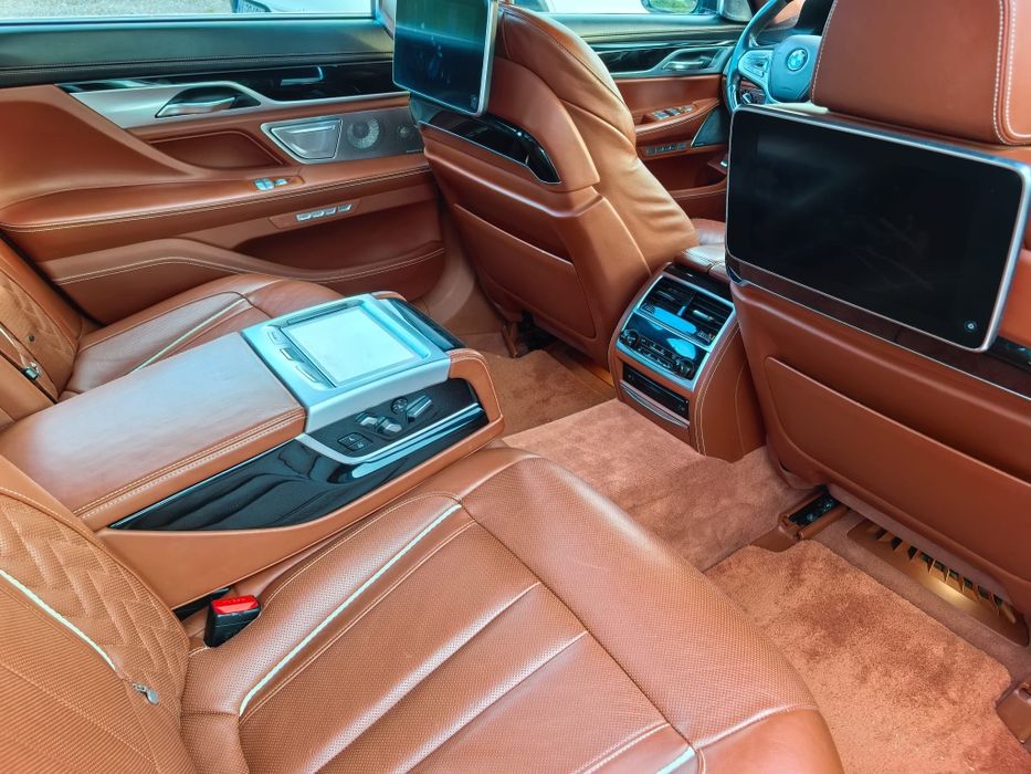BMW 750Li Xdrive Salon Fa vat 23% konfig na 746 tys