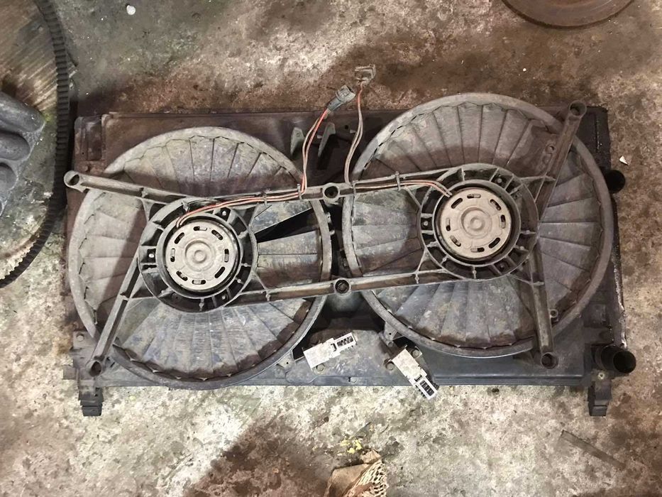 Радиатор в зборі Фольксваген Т-4 2,5TDI з кондиціонером