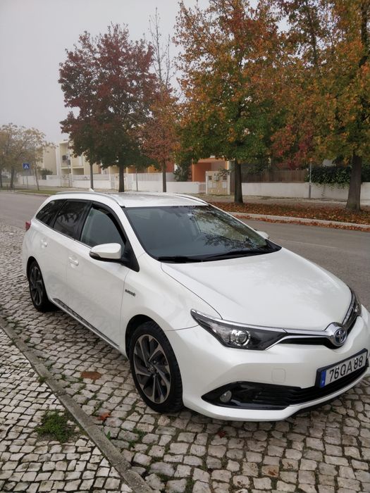 Toyota Auris Touring Sports 1.8 HSD