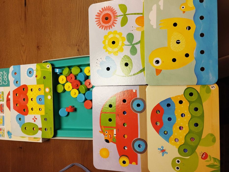 Vendo 4 brinquedos juntos - em bom estado