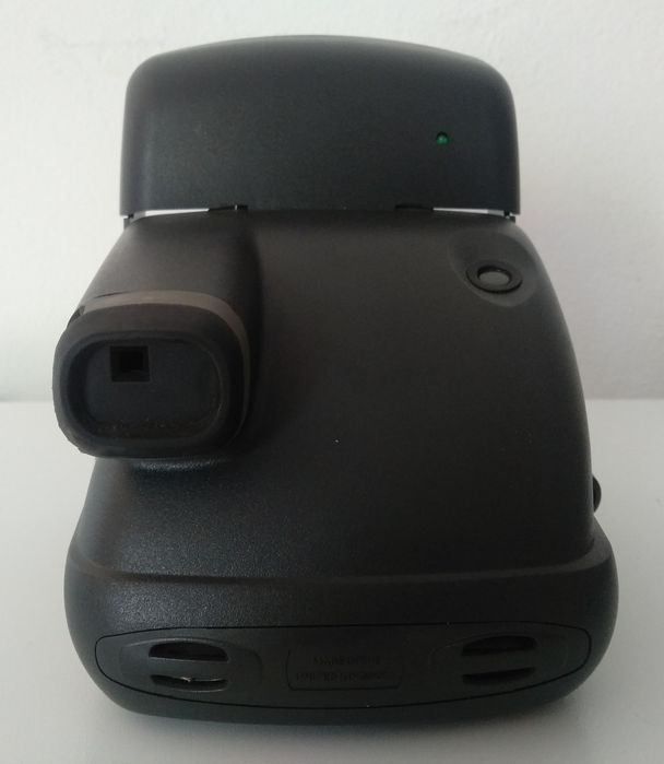 Máquina fotográfica Poloroid 600 instantânea
