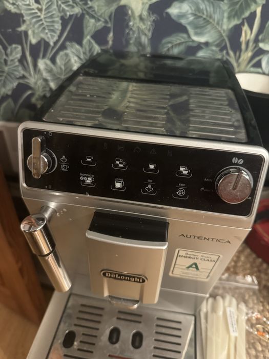Ekspres cisnienowy delonghi autentica