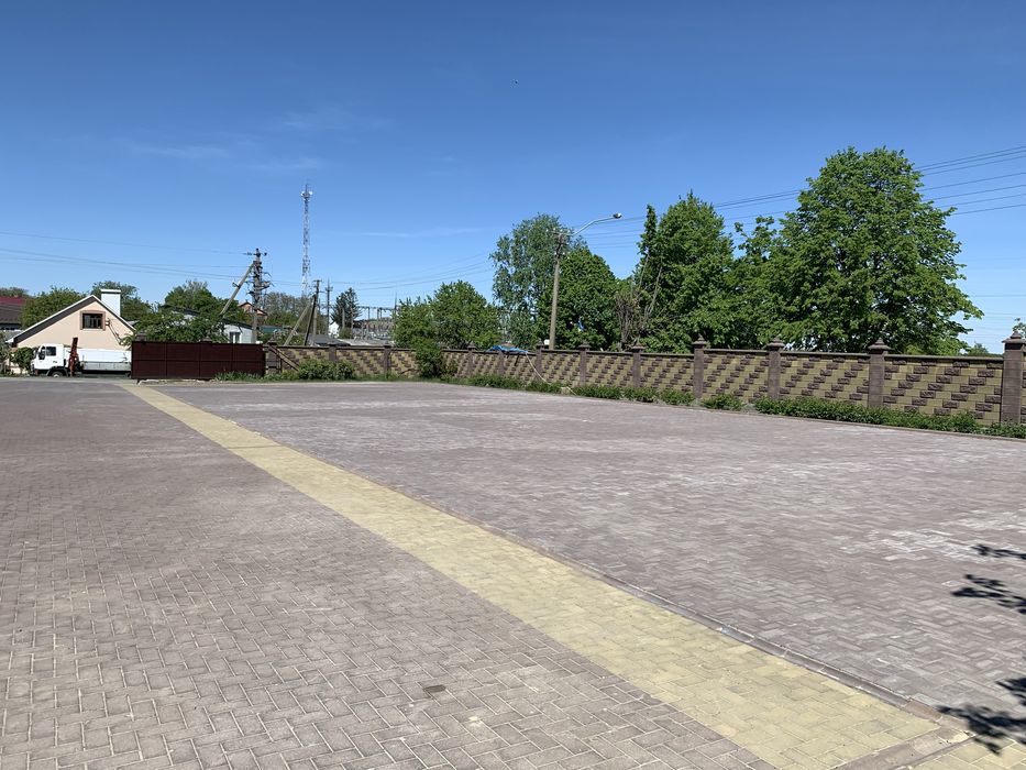 Вкладання бруківки!