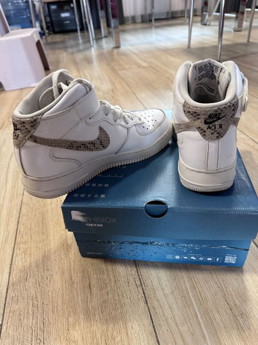 Кросівки Nike Air Force 26см