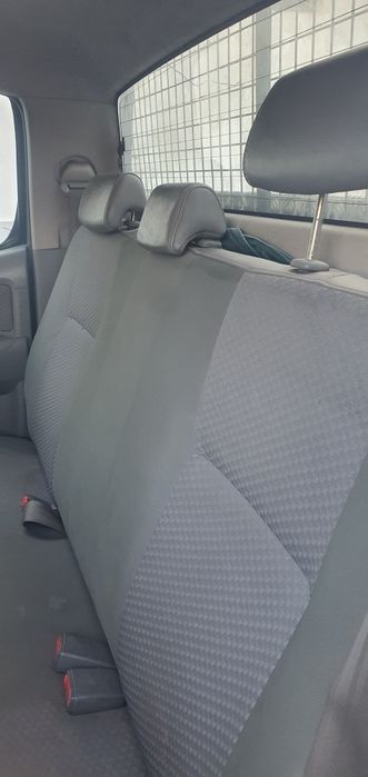oyota Hilux 2.4 D-4D Cabine Dupla (5 Lugares) – 2008 – Nacional