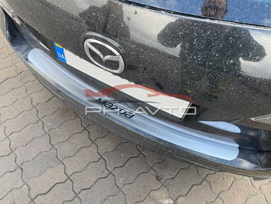 Накладка на задній бампер Mazda 6 2008-2012 Comnbi Універсал хром