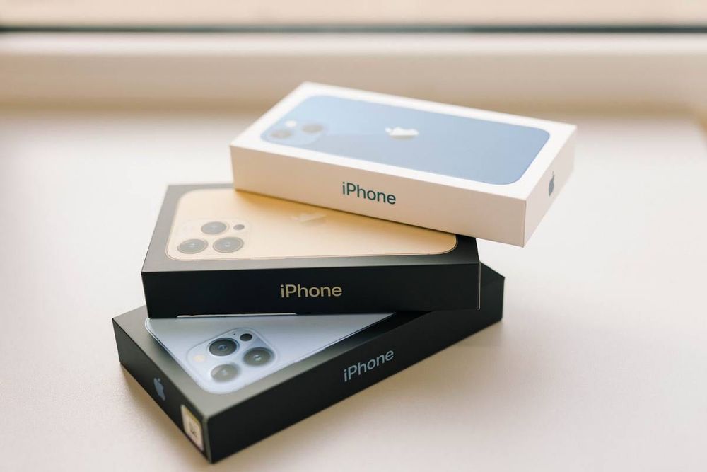 ••• iPhone 13 

••• iPhone 13 Pro 

••• iPhone 13 Pro Max