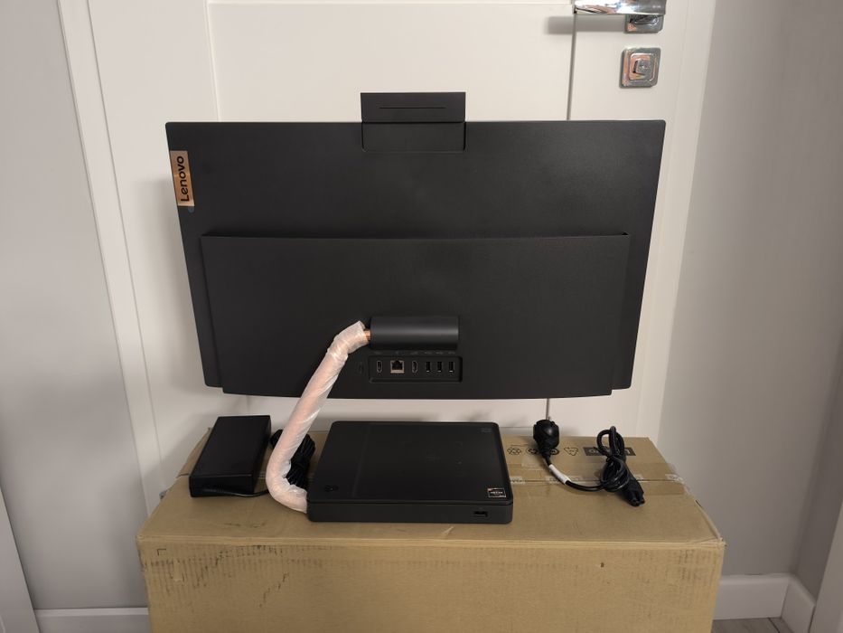 Nowy komputer All-in-one Lenovo IdeaCentre A540-24API Ryzen3/8GB/512GB