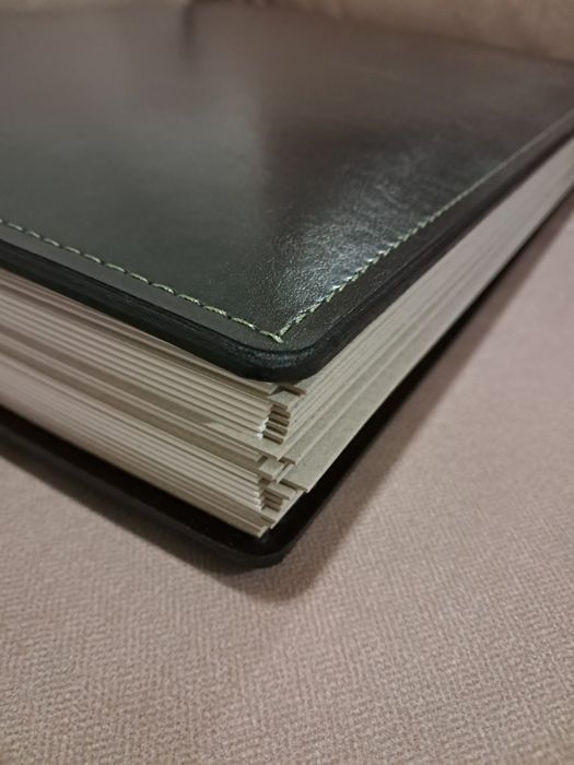 Album fotografico e mala em pele
