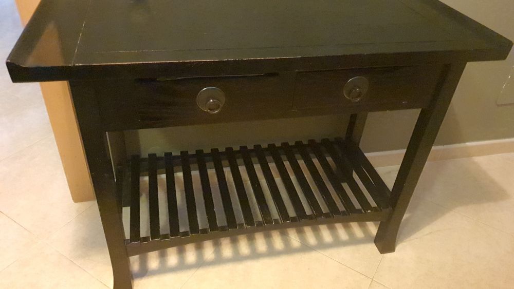Consola em madeira
