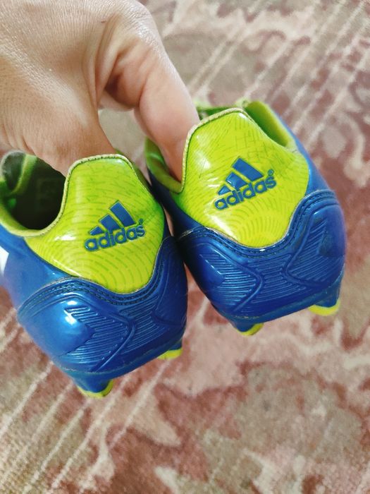 Бутси adidas 39 розмір