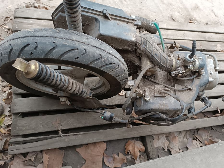 Продам мотор на скутер.