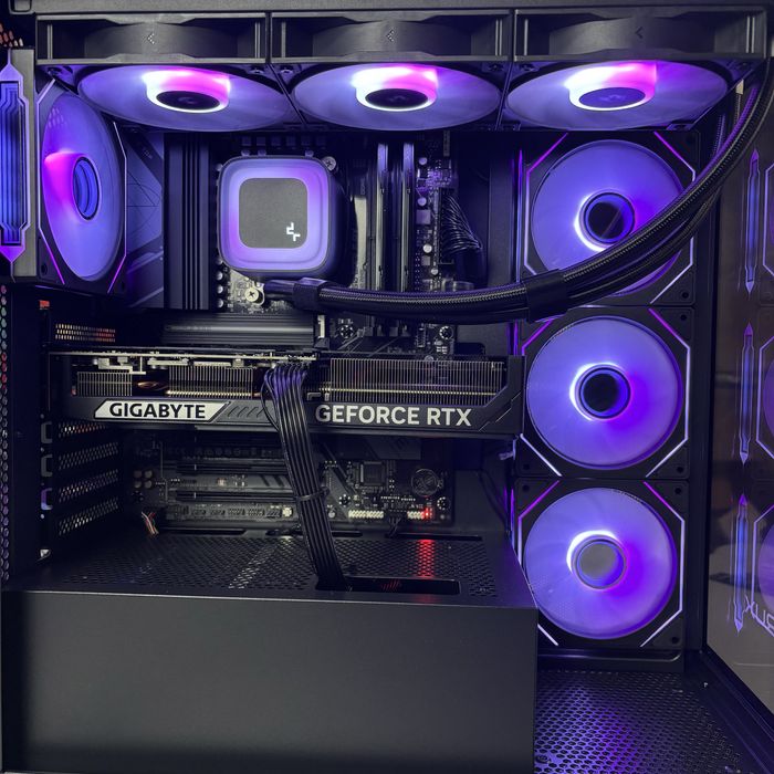 Komputer RTX 5060 Ti 16GB / R5 9600X / 32GB DDR5 GAMINGOWY do gier