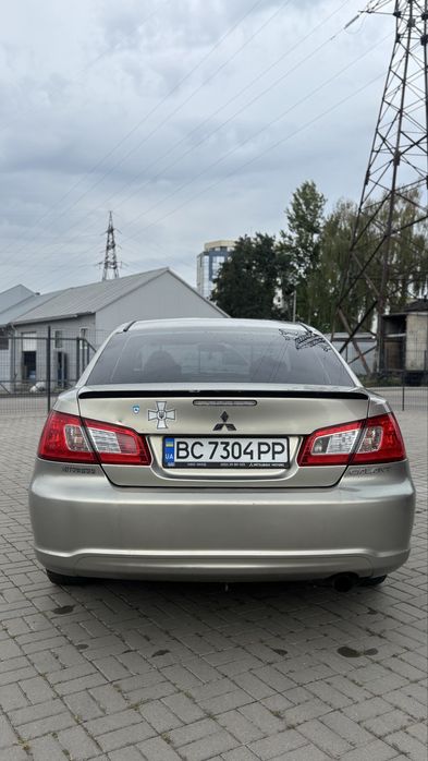 Продам Mitsubishi Galant 2.4