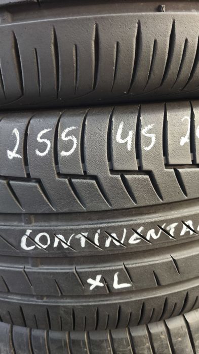 Pneus  255/45/20