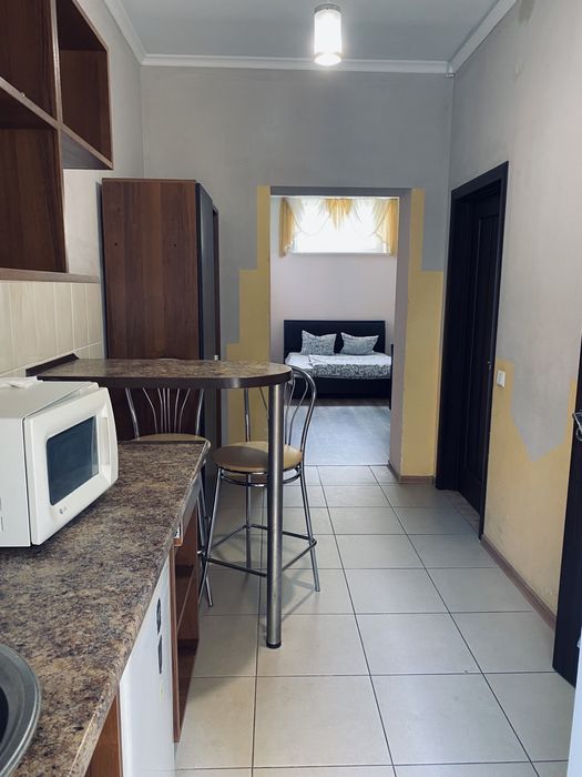 Хостел Serge (Приватні і загальні номери )