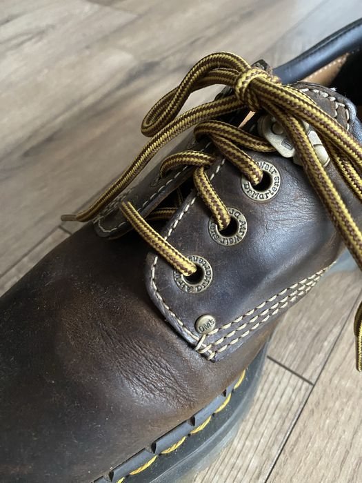 Buty brązowe Dr. Martens 8053 QUAD
