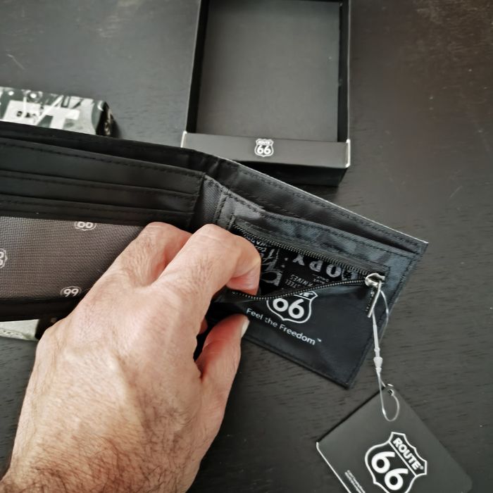 Carteira homem Router 66 nova a estrear