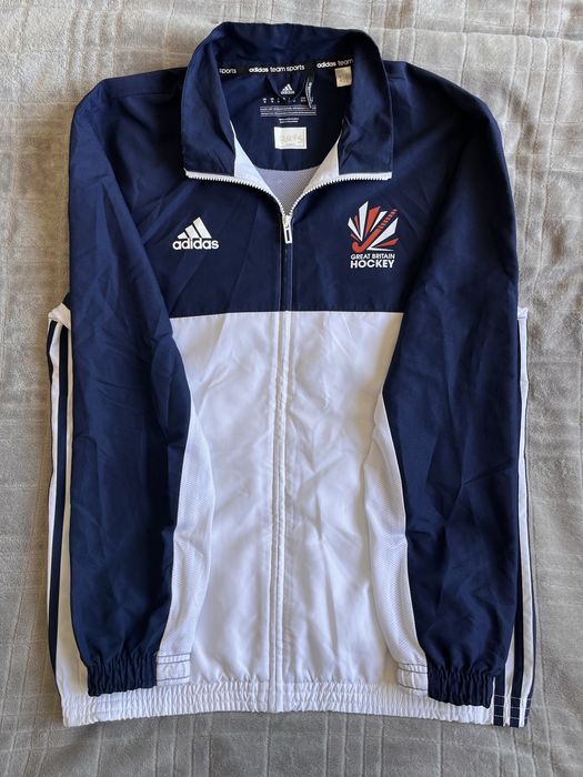 Спортивна куртка (вітровка) Adidas