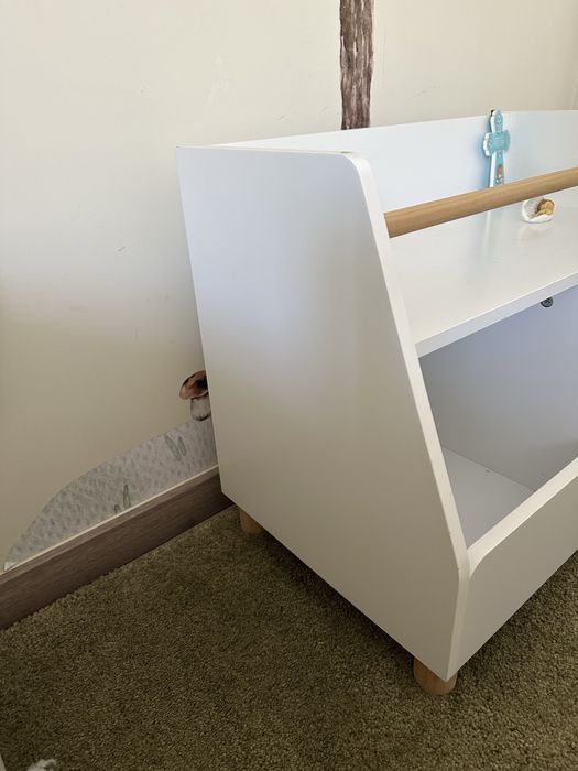 Mesa cabeceira infantil