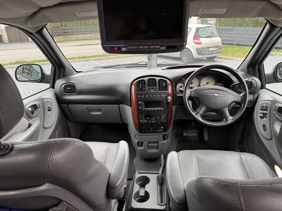 Chryler grand voyager 3.3LPG full opcja ANGLIK
