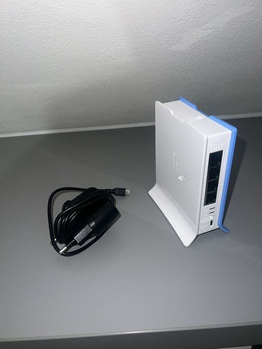 Router Mikrotik hAP Lite TC