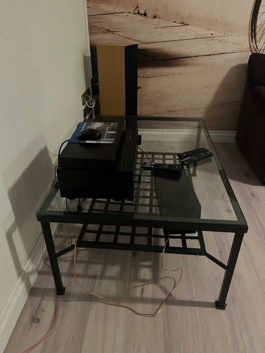 Stolik kawowy - metalowy IKEA