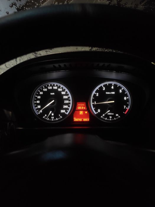 Пересвет приборной панели BMW e60, e90, e70