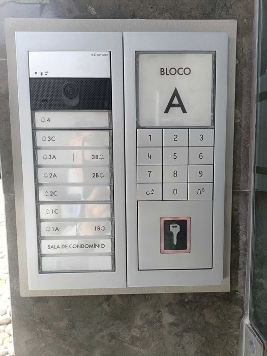 Instalação e reparação de videoporteiros e telefones de porta